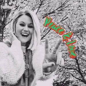 Meet your Posher, Candace